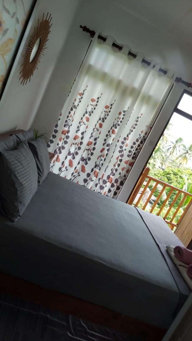 Jungle Beach Inn Unawatuna Esterno foto